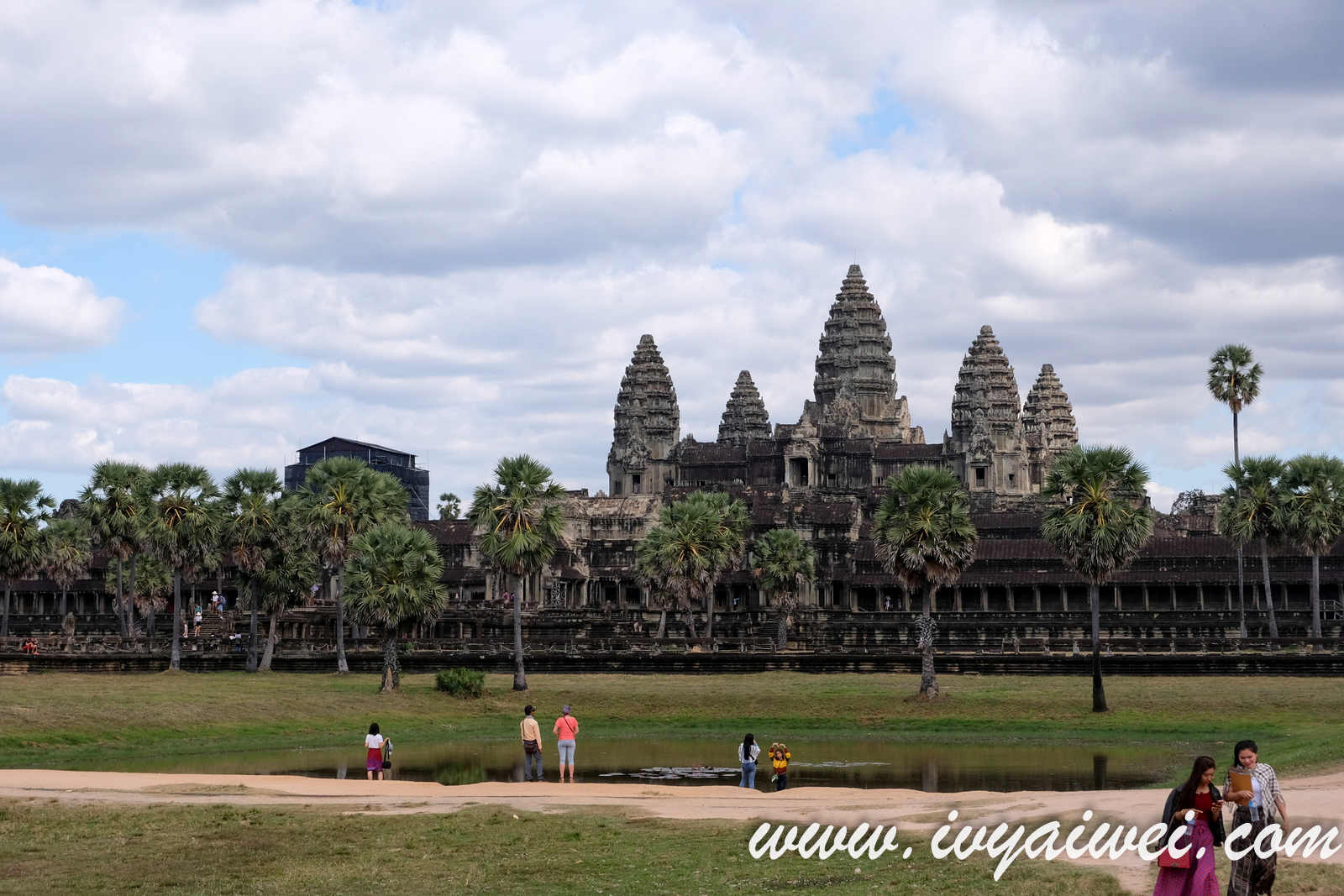 4D3N Siem Reap: The Home to UNESCO World Heritage Angkor Wat.